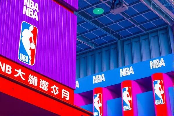 NBA热火与勇士激烈对决录像回顾