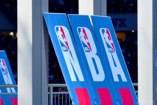 观看NBA比赛英文录像，体验篮球盛宴的独特魅力